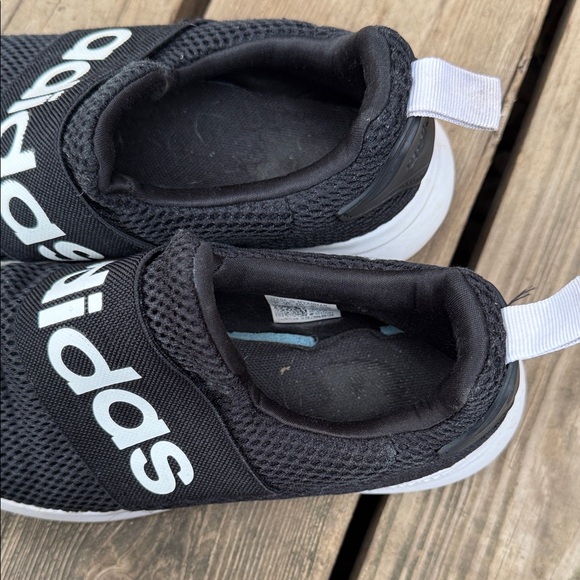 Adidas Kids Cloudfoam Adapt Slip on Black and White Mesh Sneakers Size 5 - Picture 6 of 7